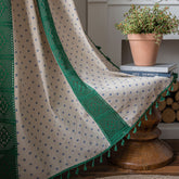 Cortina Personalizada Salma Daisy Verde com Filtro de Luz e Blackout Preto